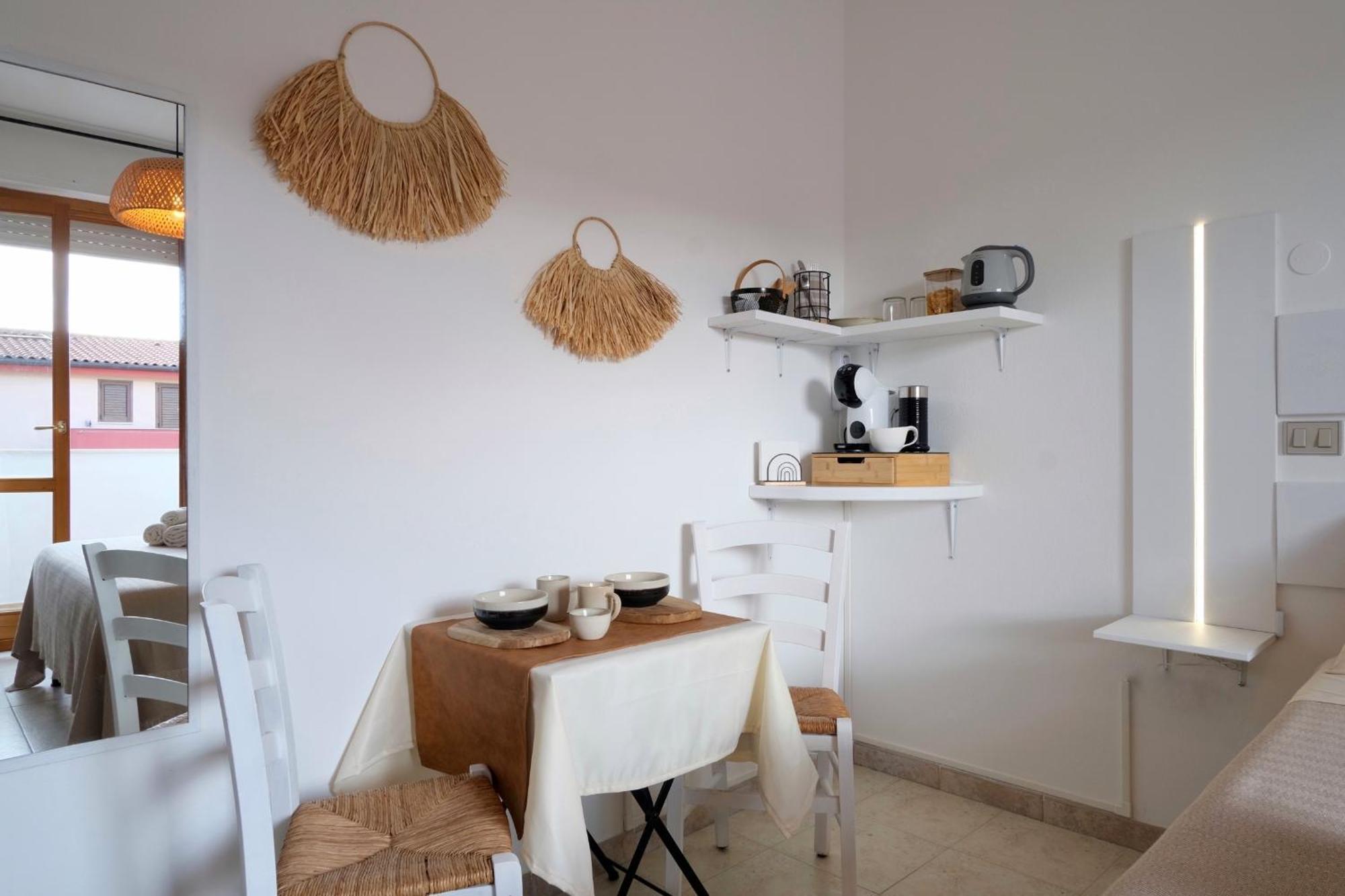 Darrere Del Port Couette-café Alghero